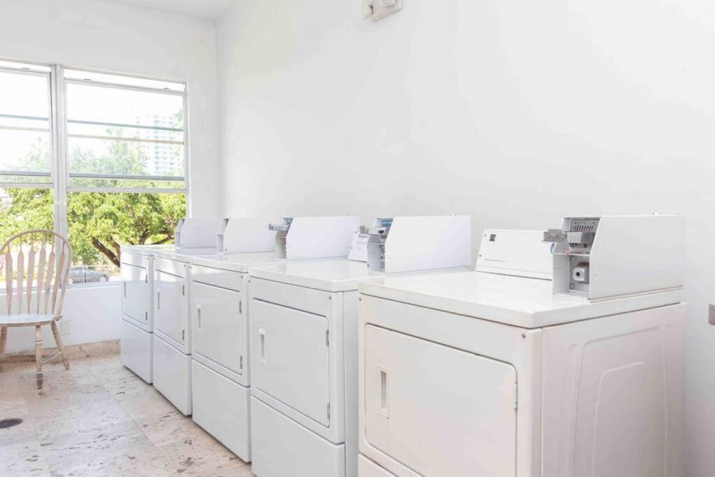 Downtown 1-Br With Balcony - 5 Minutes To Wynwood Apartment Miami Exterior photo